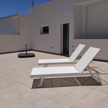 Casa Blanca La Restinga Villa Exterior photo
